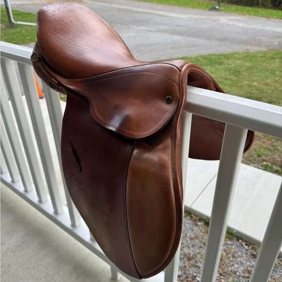 Stübben Edelweiss Jumping Saddle – 16” Seat (Made in Switzerland) - Picture 16 of 16